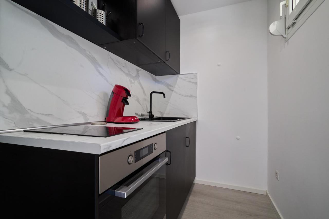 Le Colonel - Terrasse Parking Gratuit Apartment Reims Exterior photo